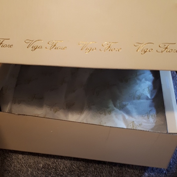 FASHION BOOTS - Picture 3 of 3